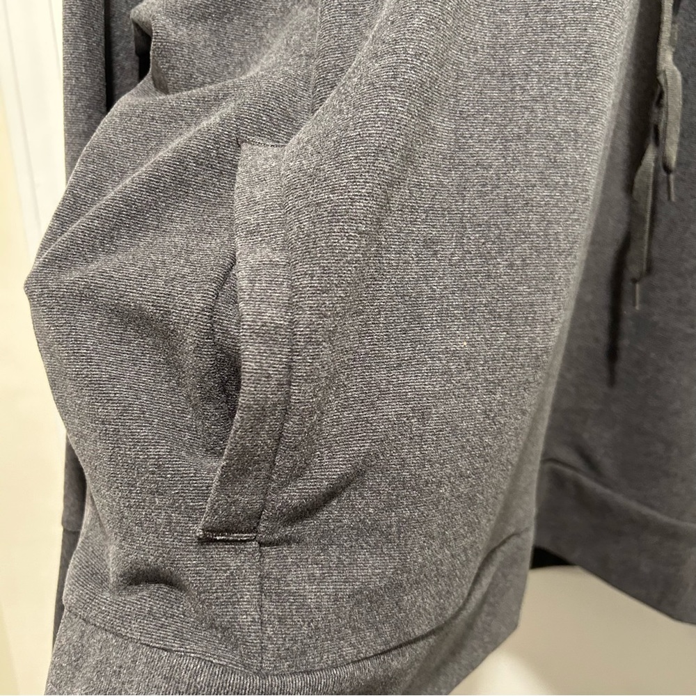 Sweatshirt - Picture 3 of 3